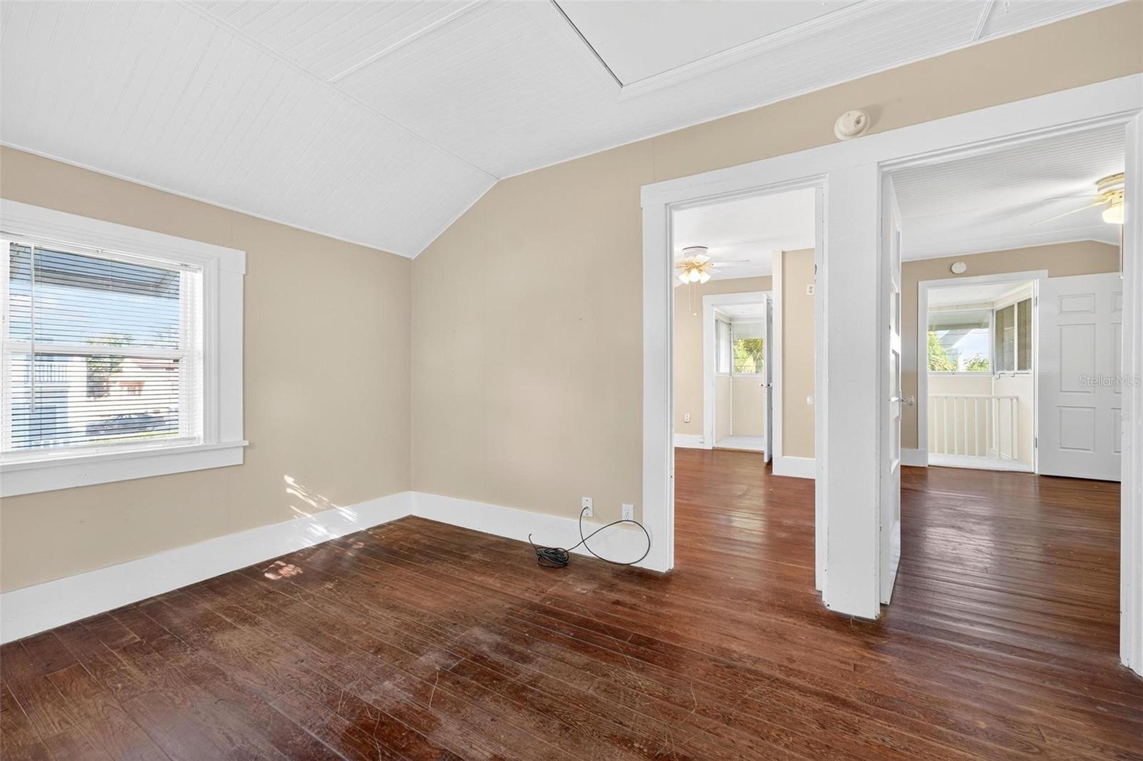 O6352604 Property Photo