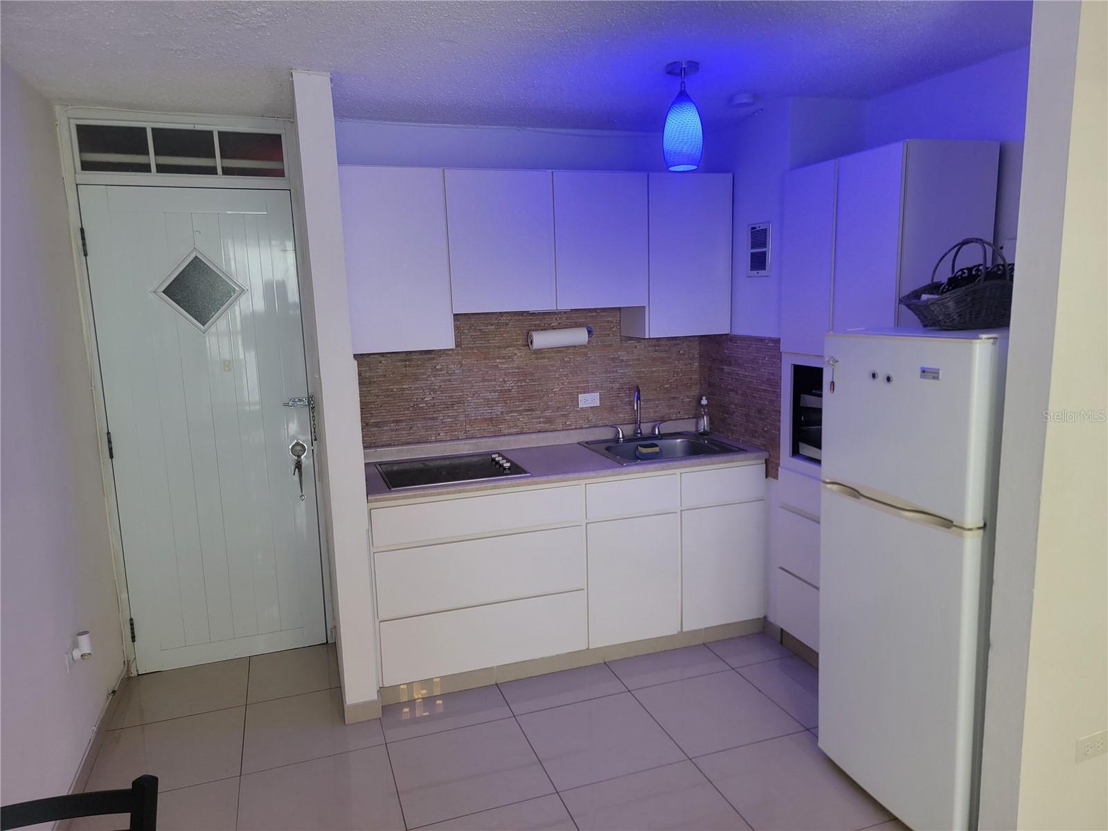 PR9116715 Property Photo