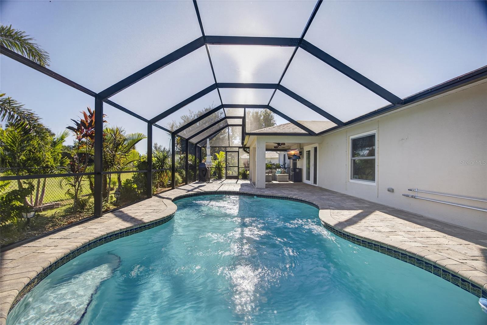 202 CEYENNE ST, PUNTA GORDA, FL, 33983