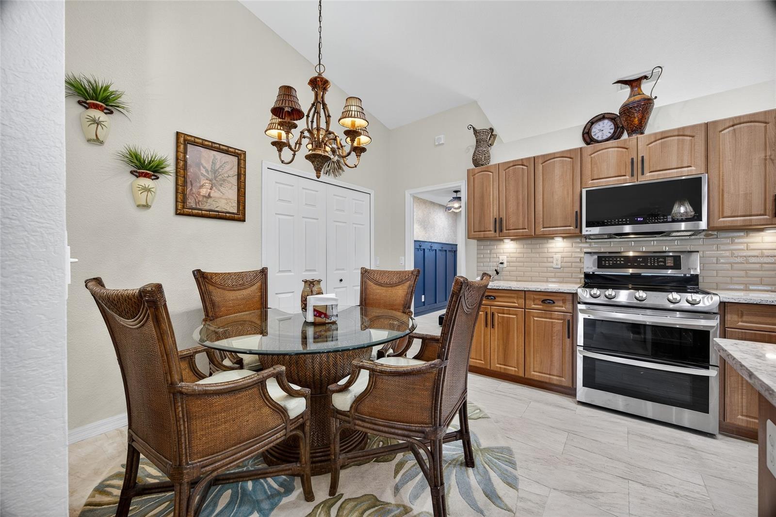 202 CEYENNE ST, PUNTA GORDA, FL, 33983