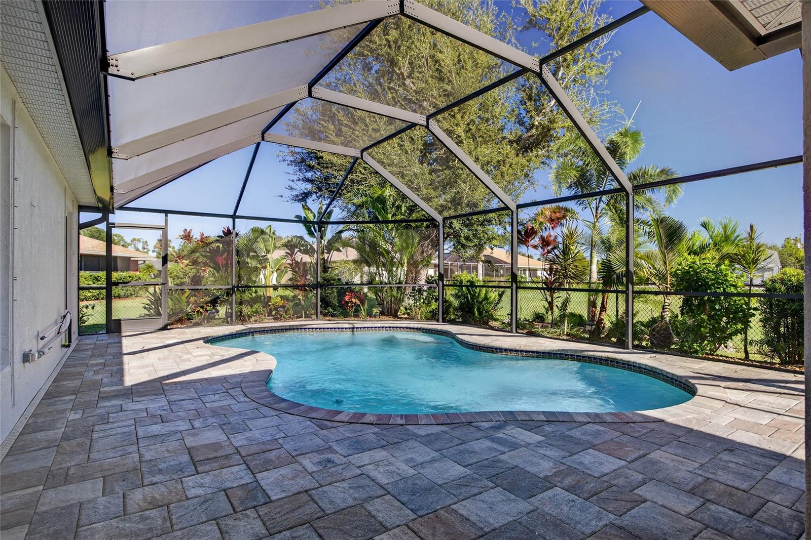 202 CEYENNE ST, PUNTA GORDA, FL, 33983