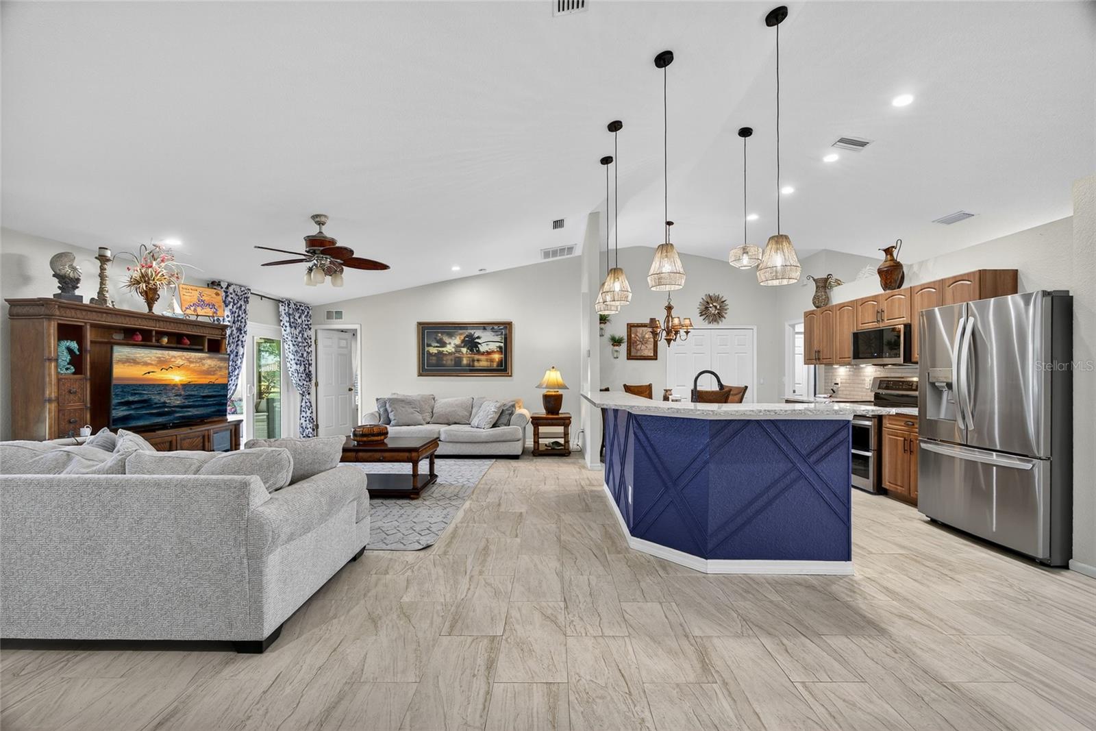 202 CEYENNE ST, PUNTA GORDA, FL, 33983