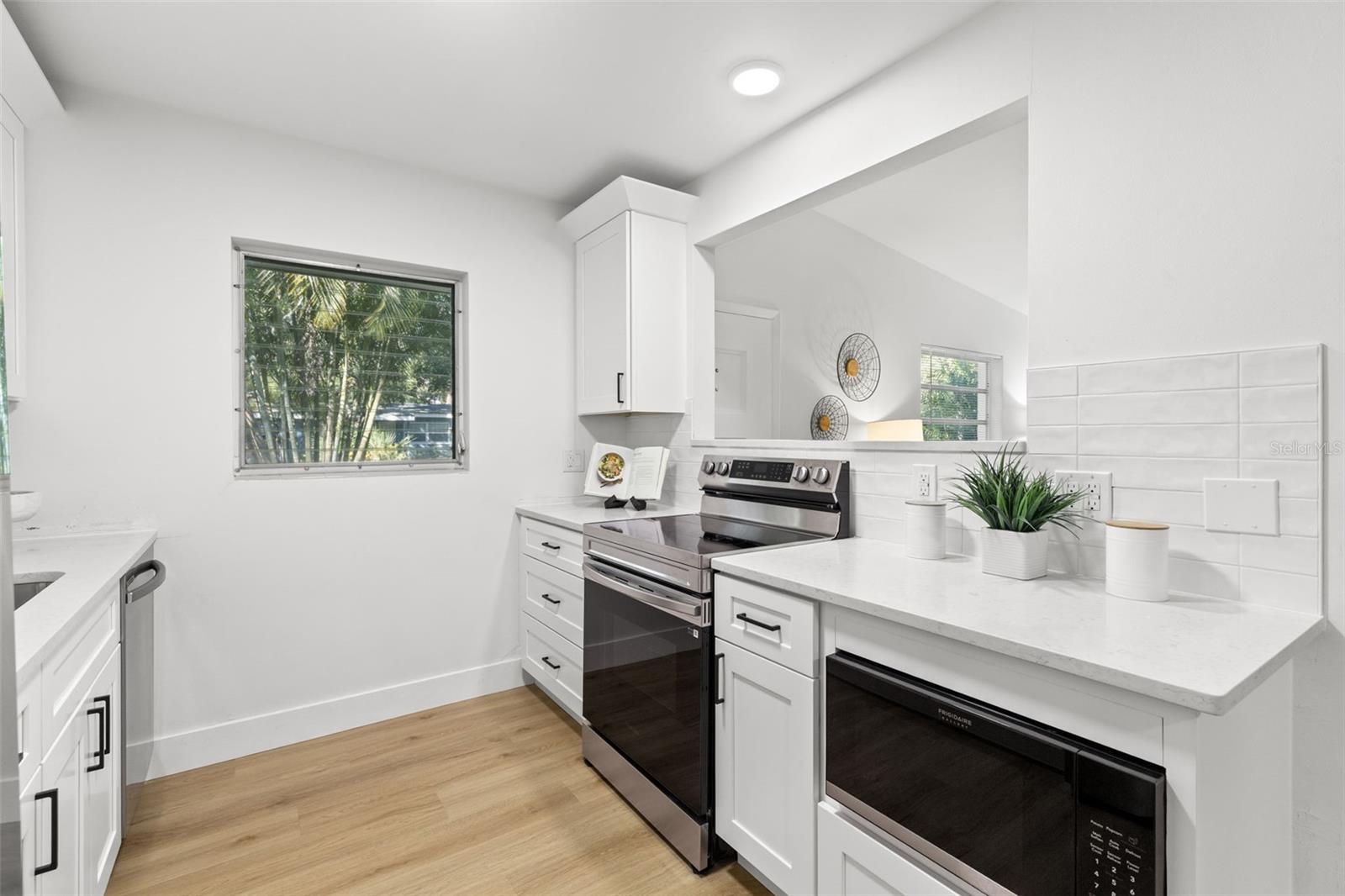 145 VELMA DR W, LARGO, FL, 33770