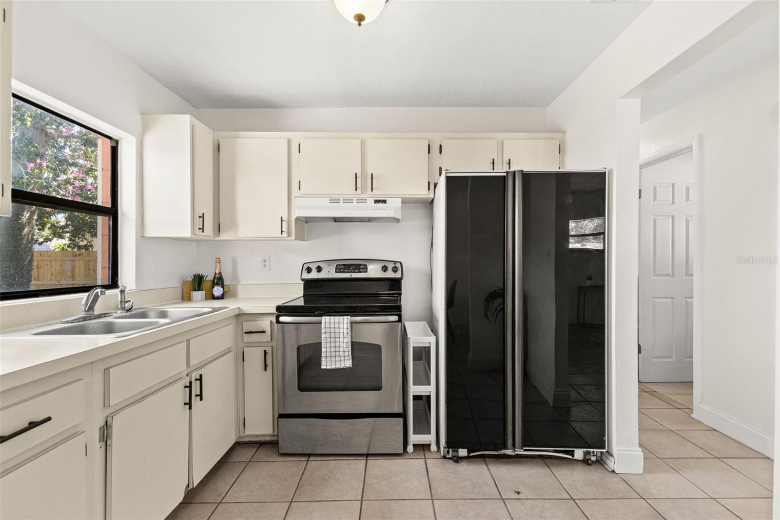 10015 N 25TH ST, TAMPA, FL, 33612