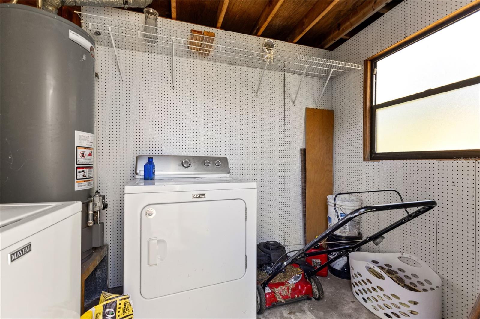 10015 N 25TH ST, TAMPA, FL, 33612