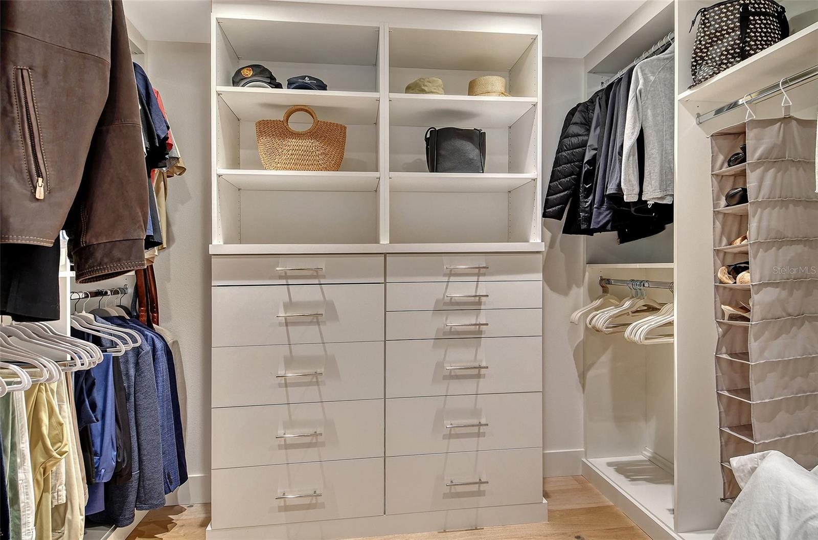 401 NORTH POINT RD #404, OSPREY, FL, 34229