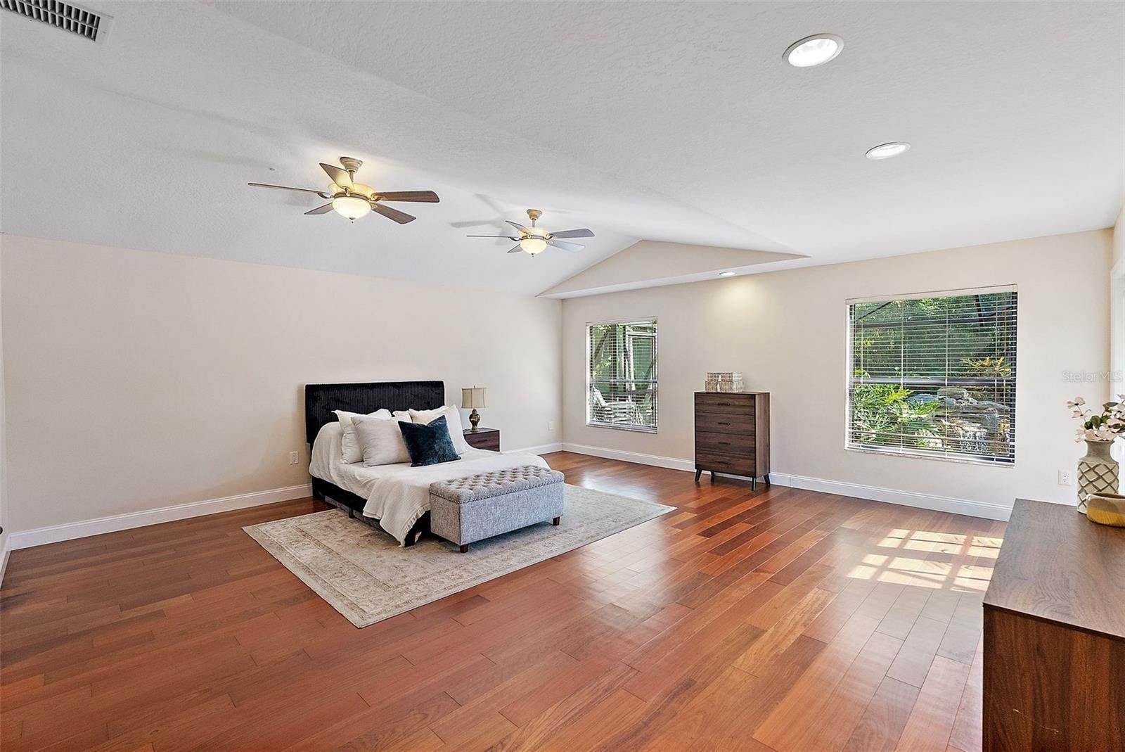 2371 LANDINGS CIR, BRADENTON, FL, 34209