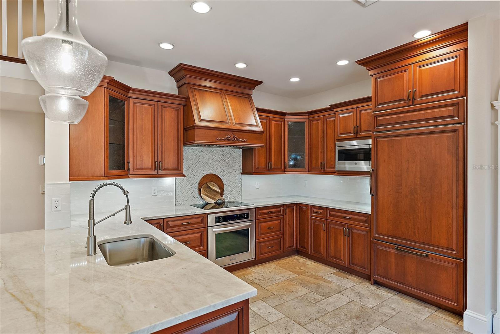 2371 LANDINGS CIR, BRADENTON, FL, 34209