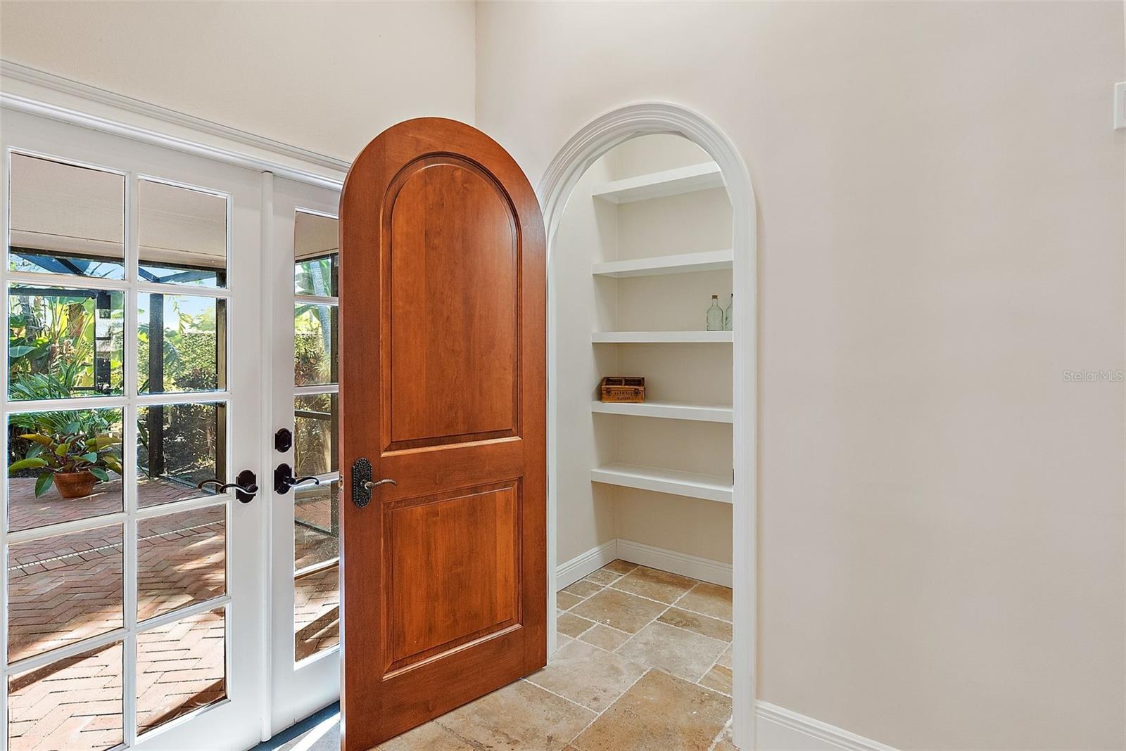 2371 LANDINGS CIR, BRADENTON, FL, 34209