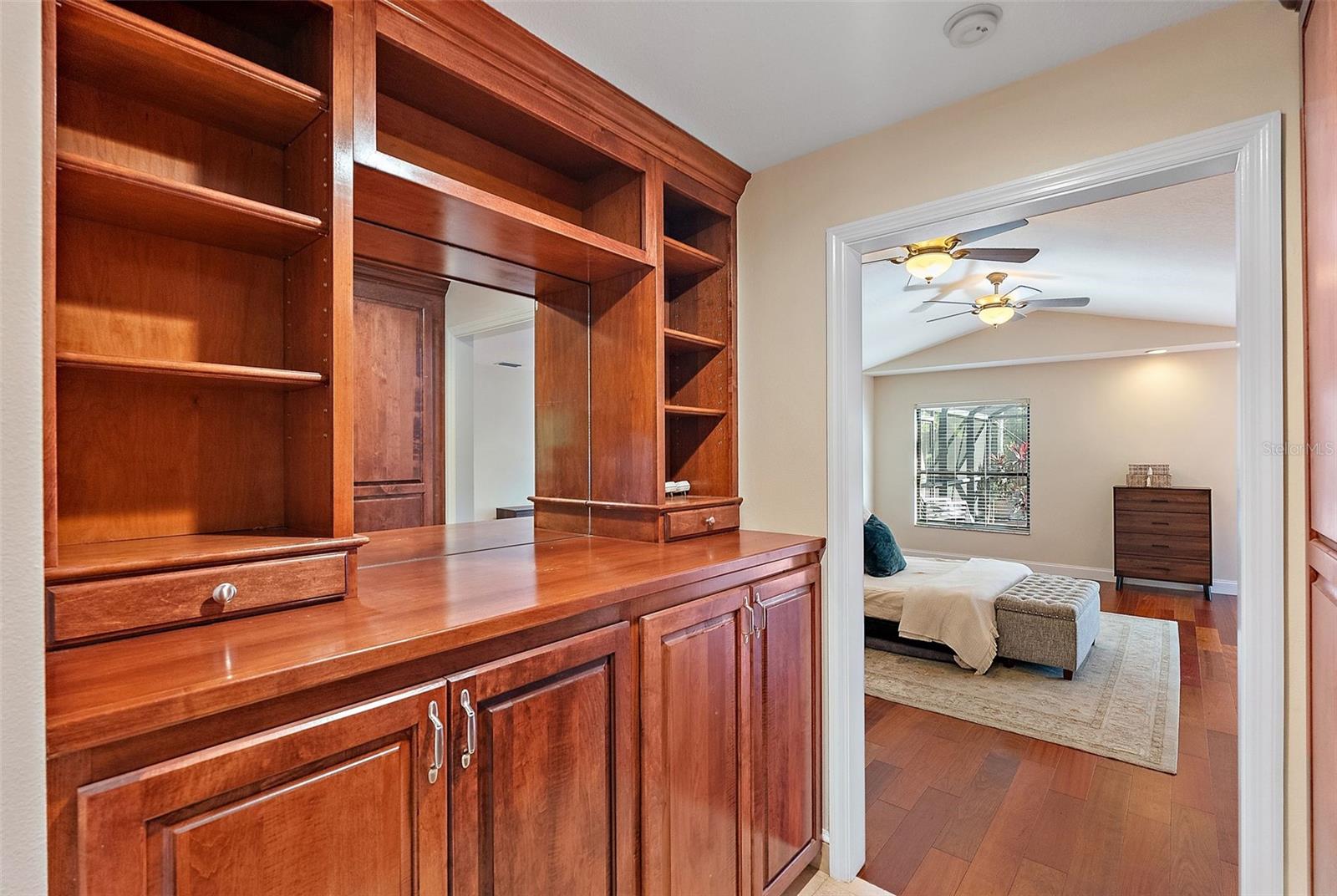 2371 LANDINGS CIR, BRADENTON, FL, 34209