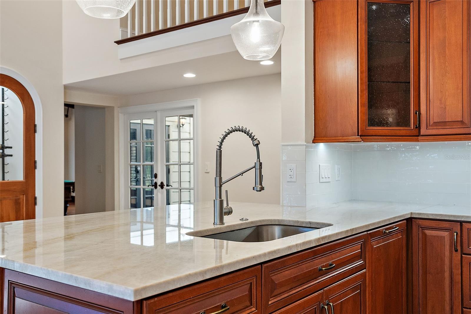 2371 LANDINGS CIR, BRADENTON, FL, 34209