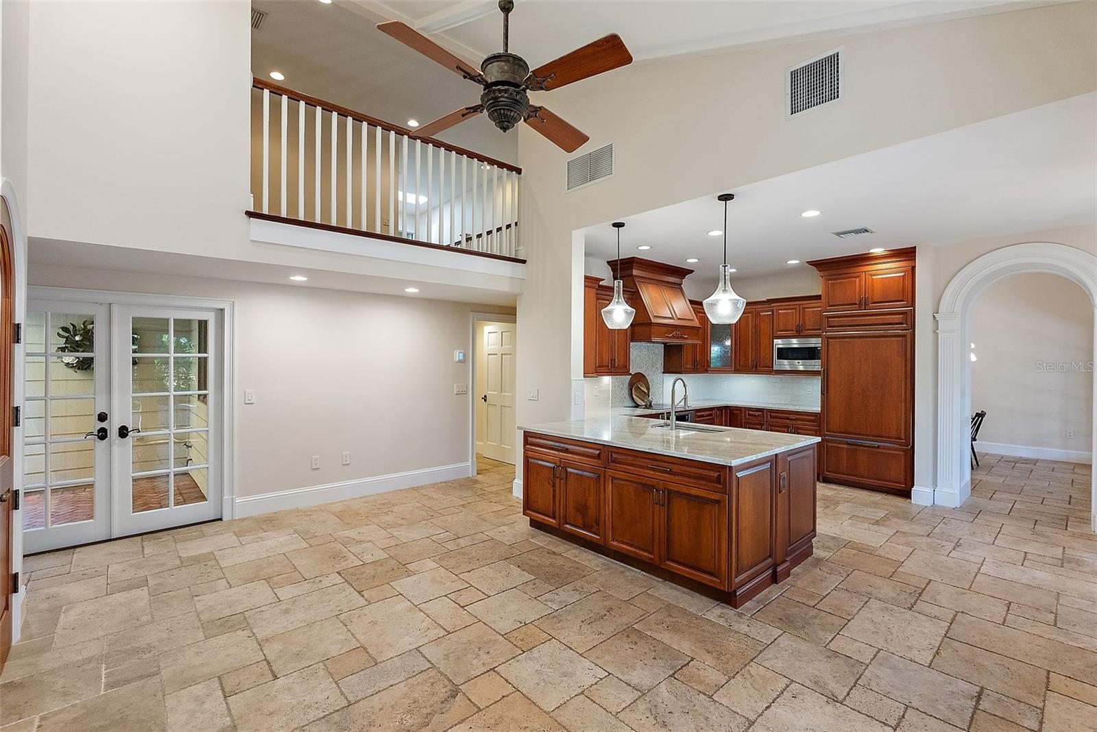 2371 LANDINGS CIR, BRADENTON, FL, 34209