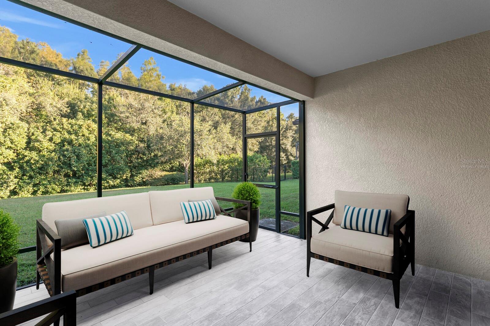 7911 HAMPTON LAKE DR, TAMPA, FL, 33647