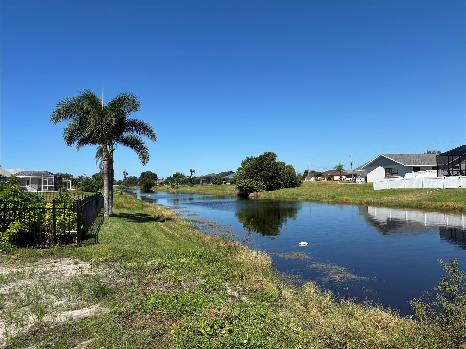 215 BUNKER RD, ROTONDA WEST, FL, 33947