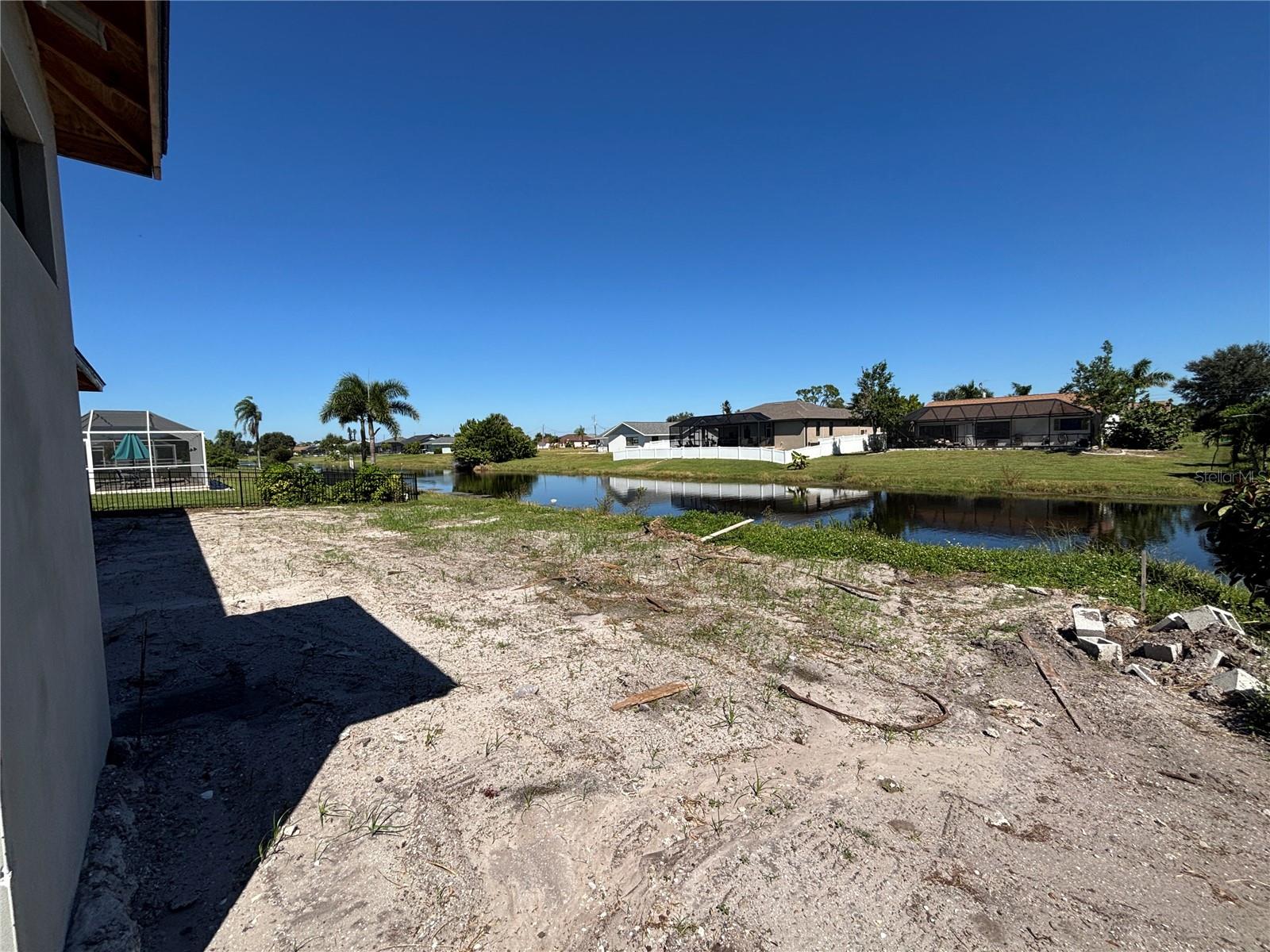 215 BUNKER RD, ROTONDA WEST, FL, 33947