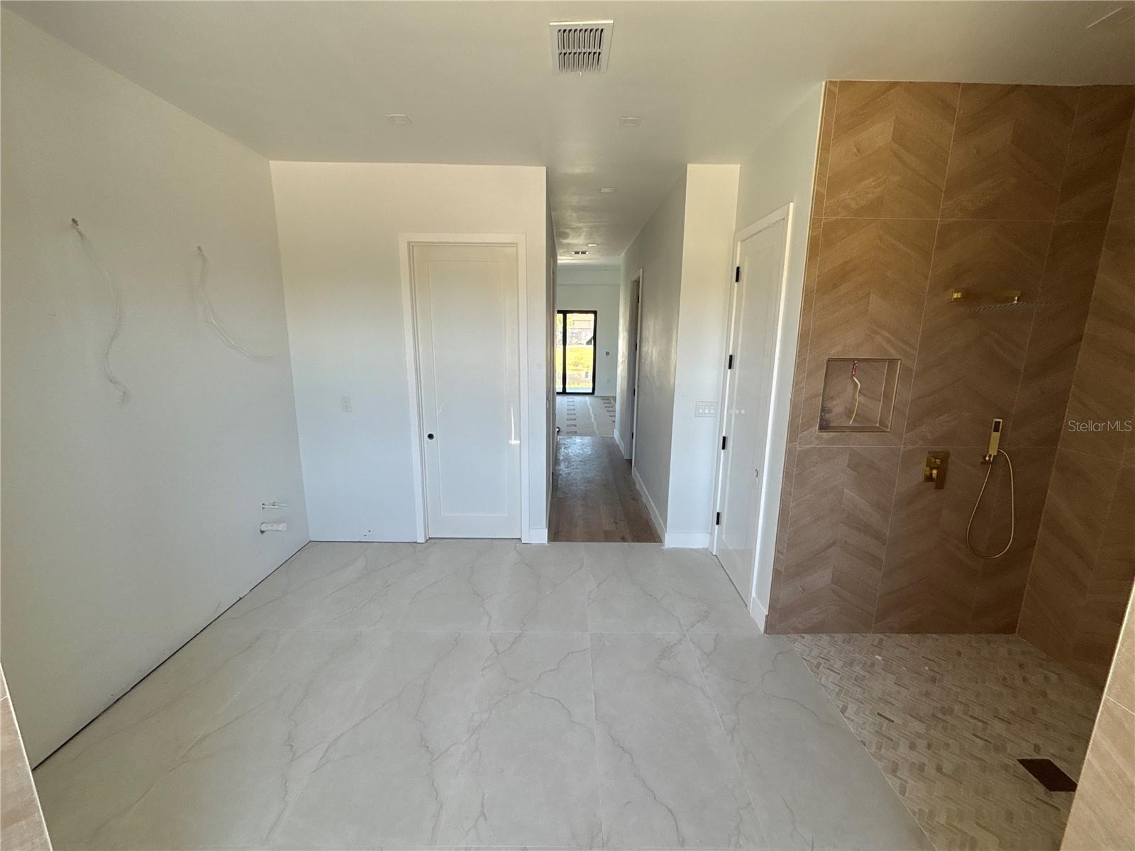 215 BUNKER RD, ROTONDA WEST, FL, 33947