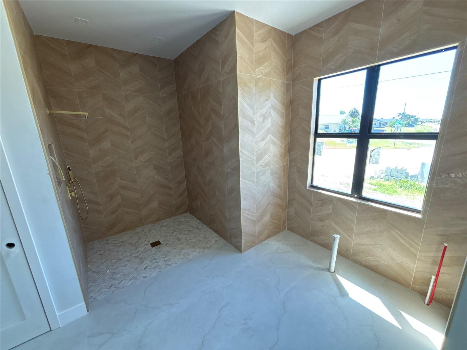 215 BUNKER RD, ROTONDA WEST, FL, 33947