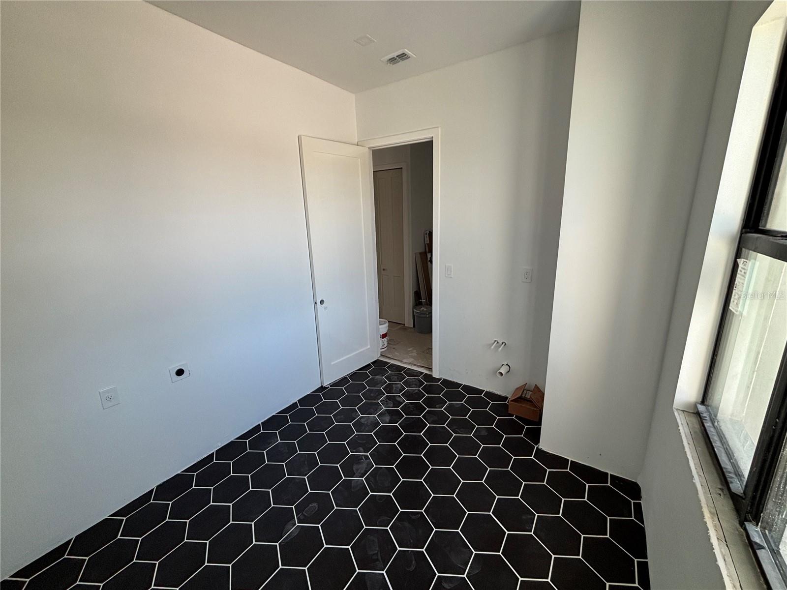 215 BUNKER RD, ROTONDA WEST, FL, 33947