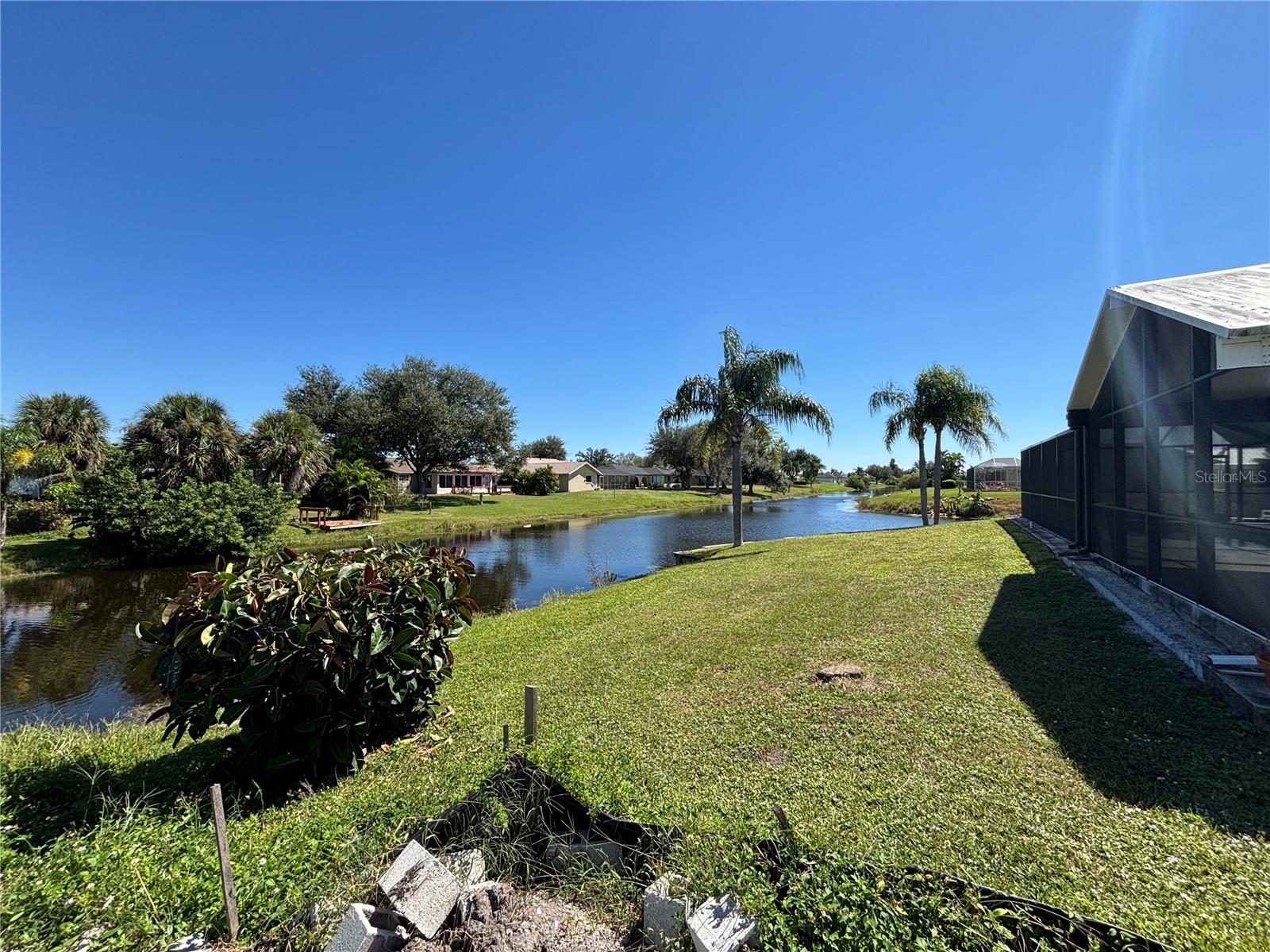 215 BUNKER RD, ROTONDA WEST, FL, 33947