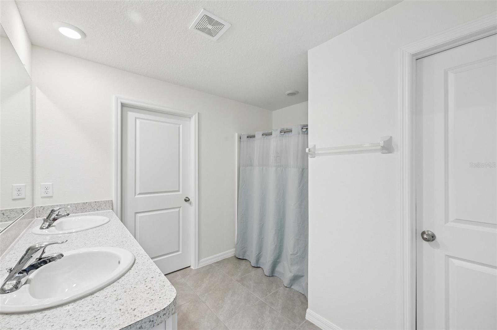 5152 PLUMERIA DR, WIMAUMA, FL, 33598