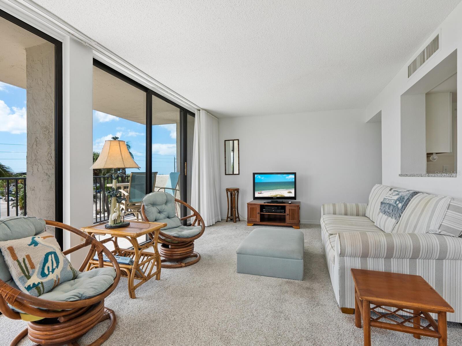 1055 BEACH ROAD RD #B204, SARASOTA, FL, 34242