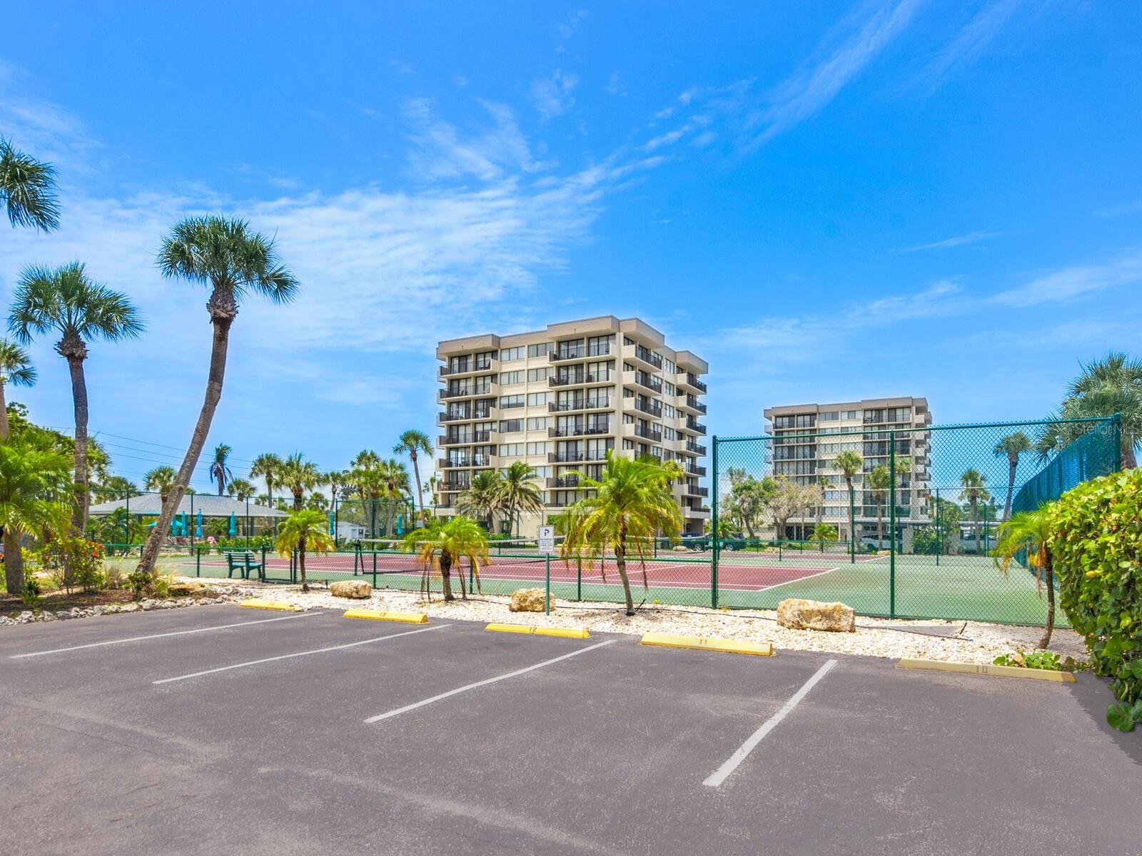 1055 BEACH ROAD RD #B204, SARASOTA, FL, 34242