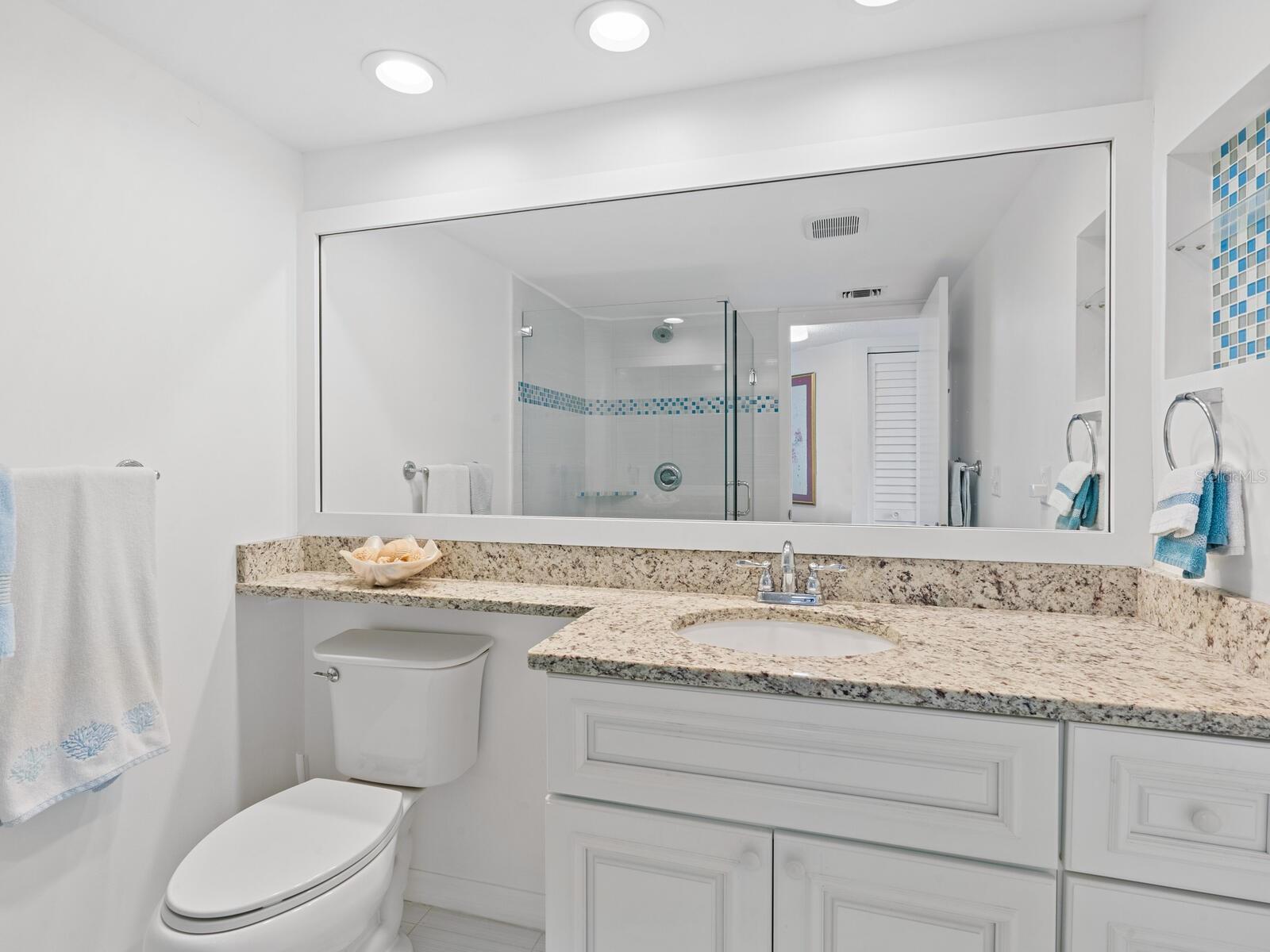 1055 BEACH ROAD RD #B204, SARASOTA, FL, 34242