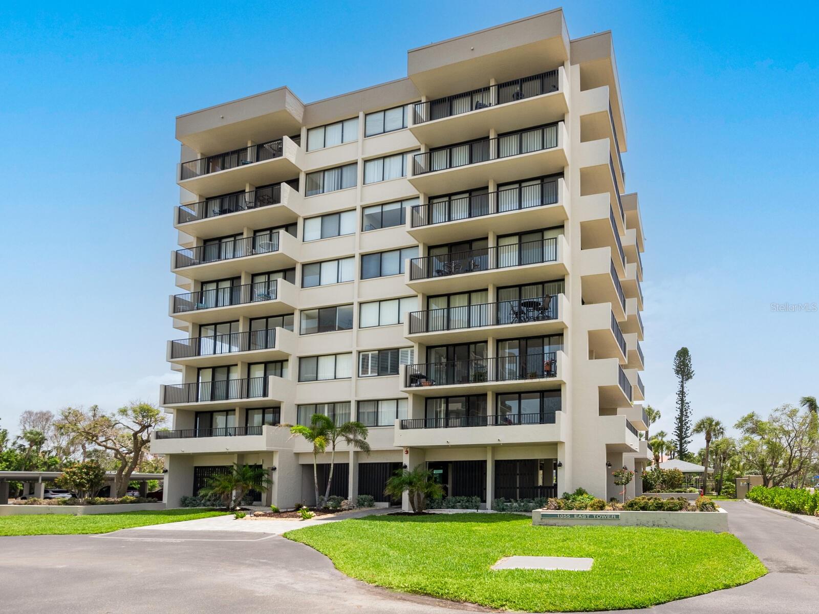 1055 BEACH ROAD RD #B204, SARASOTA, FL, 34242