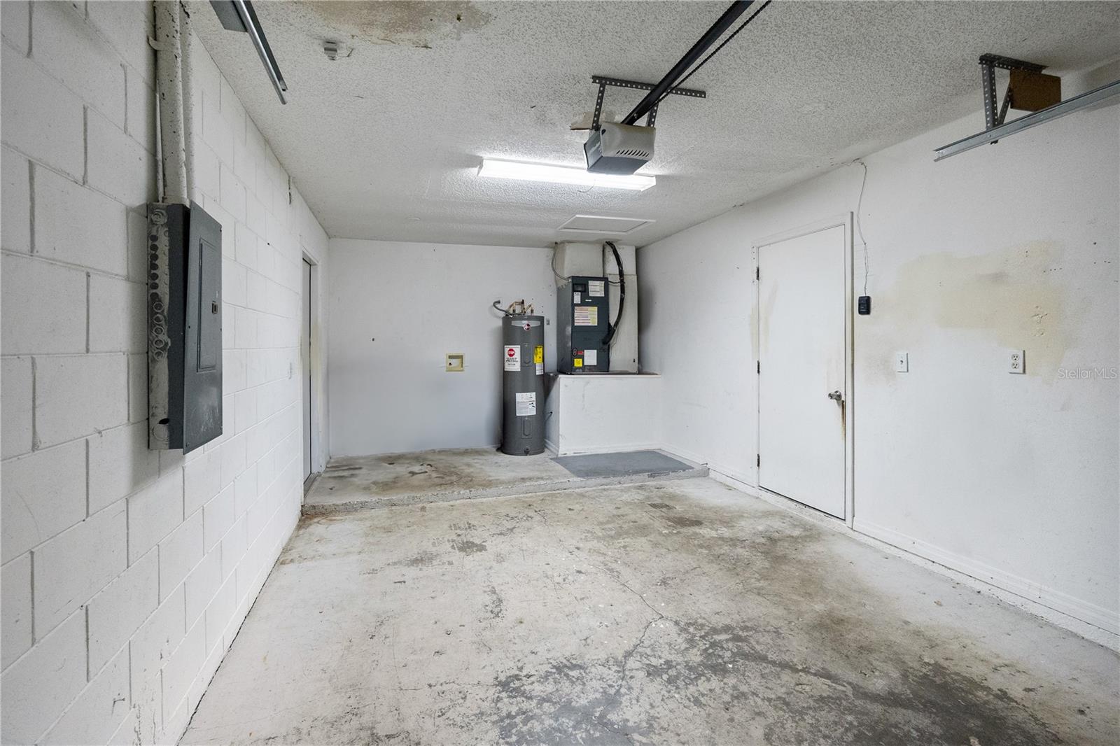 315 BOCA CIEGA RD, MASCOTTE, FL, 34753