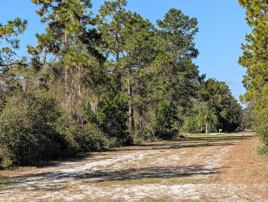 806 EL DORADO DR, INDIAN LAKE ESTATES, FL, 33855