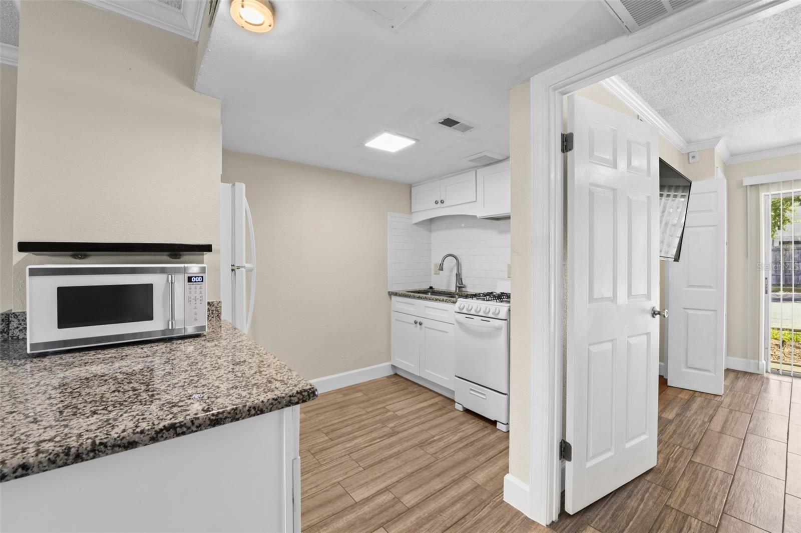 139 OYSTER BAY CIR #170, ALTAMONTE SPRINGS, FL, 32701