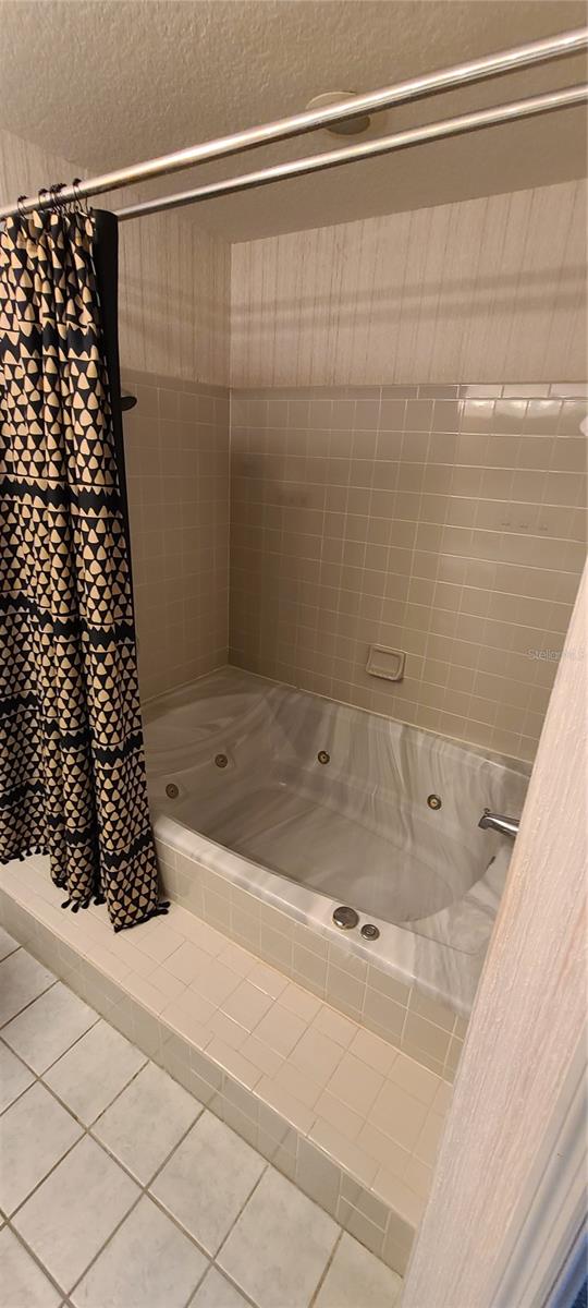 7573 40TH TER N, ST PETERSBURG, FL, 33709