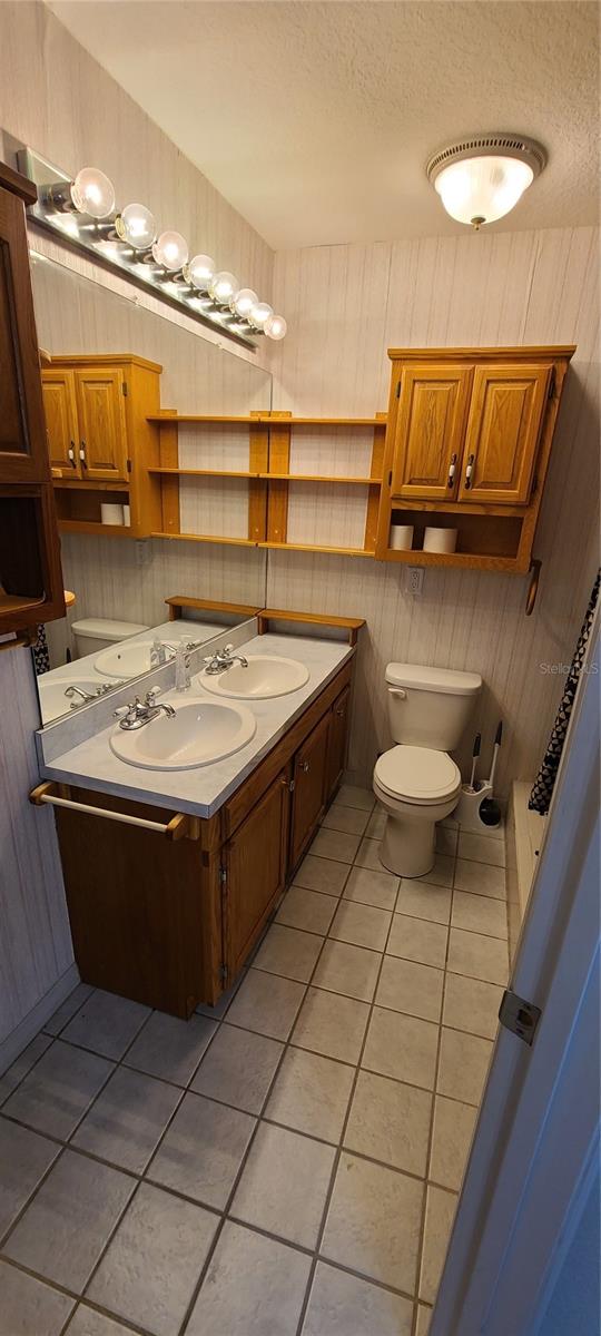 7573 40TH TER N, ST PETERSBURG, FL, 33709