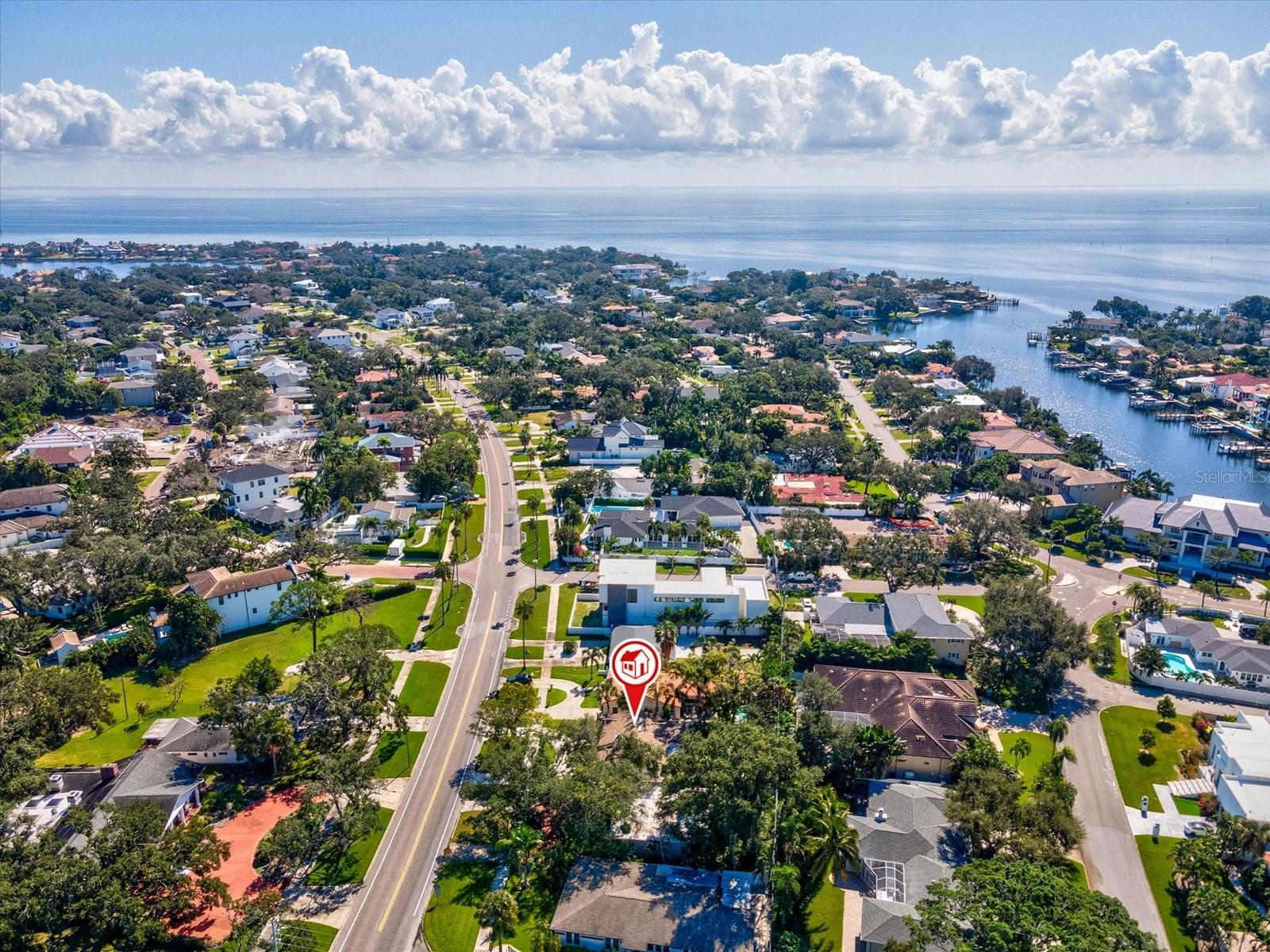 721 SNELL ISLE BLVD NE, ST PETERSBURG, FL, 33704