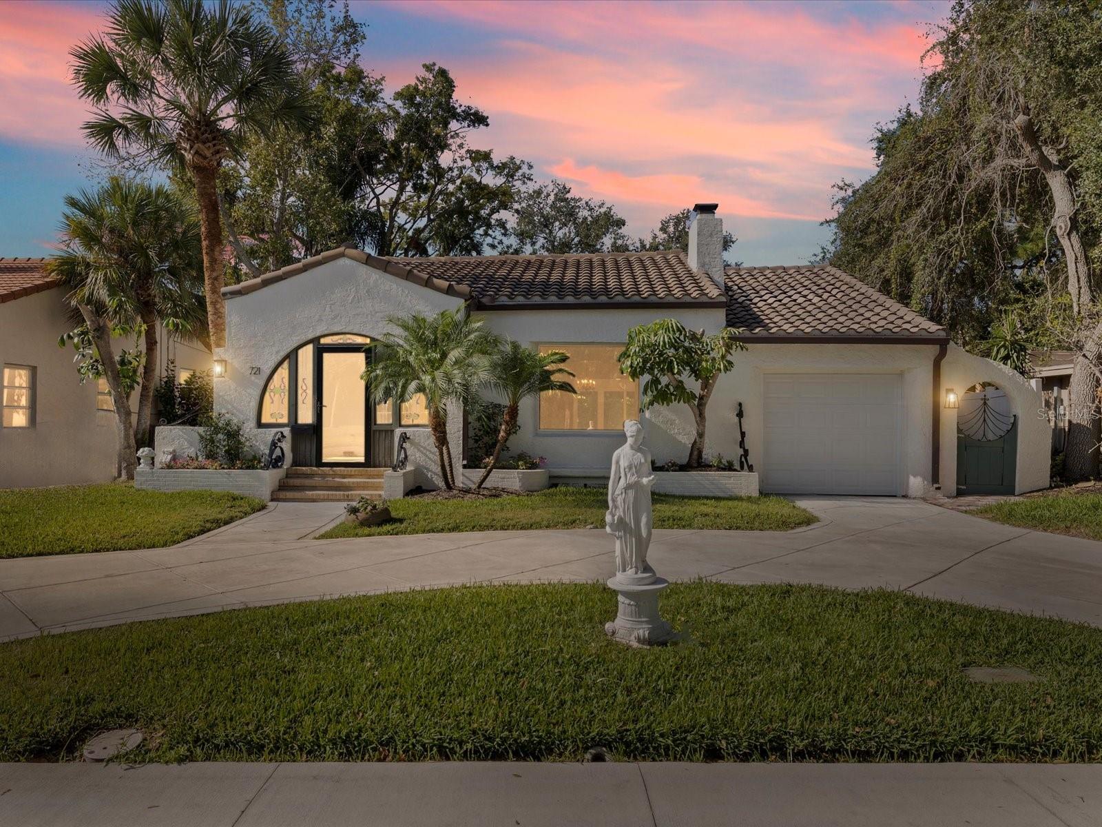 721 SNELL ISLE BLVD NE, ST PETERSBURG, FL, 33704