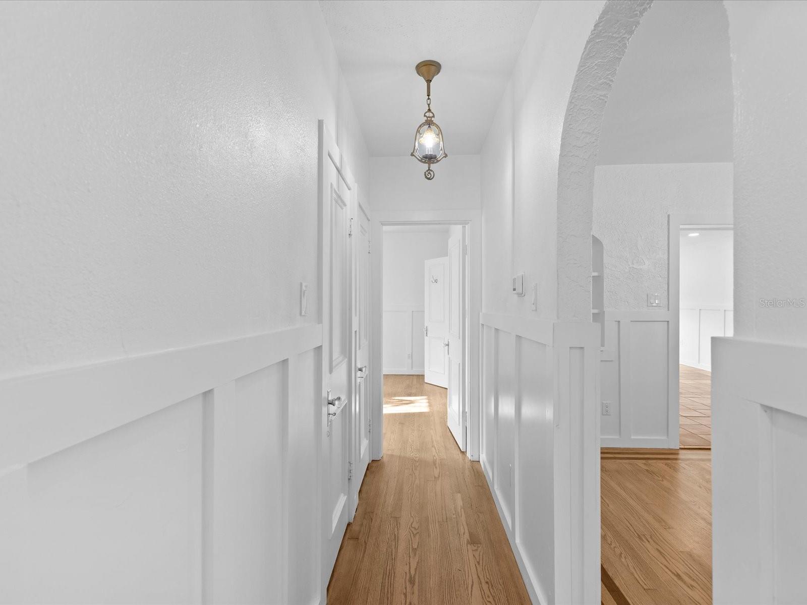 721 SNELL ISLE BLVD NE, ST PETERSBURG, FL, 33704