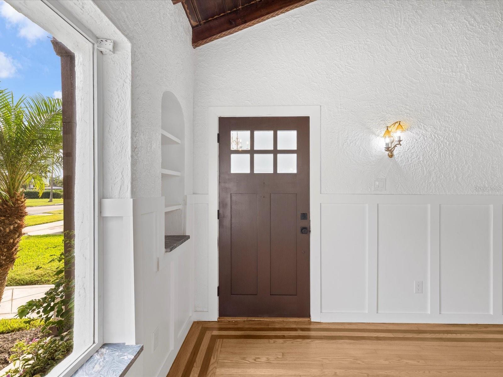 721 SNELL ISLE BLVD NE, ST PETERSBURG, FL, 33704