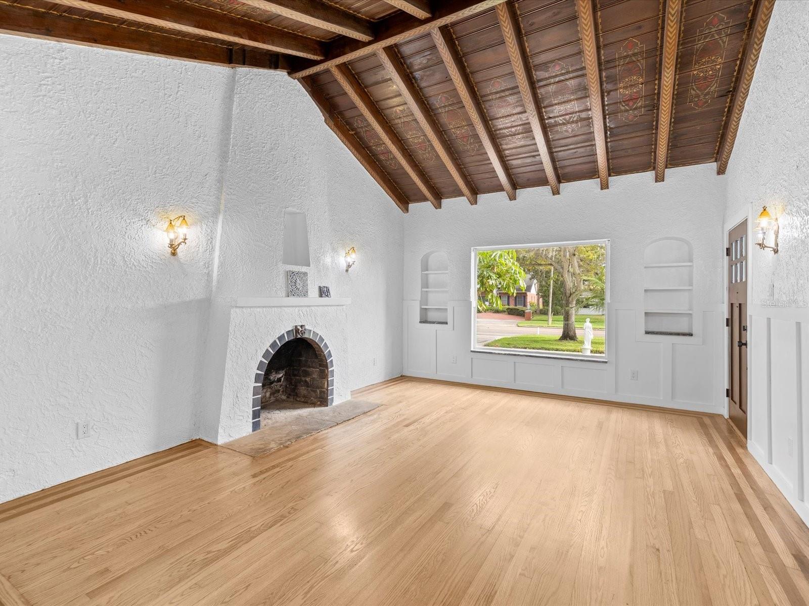 721 SNELL ISLE BLVD NE, ST PETERSBURG, FL, 33704