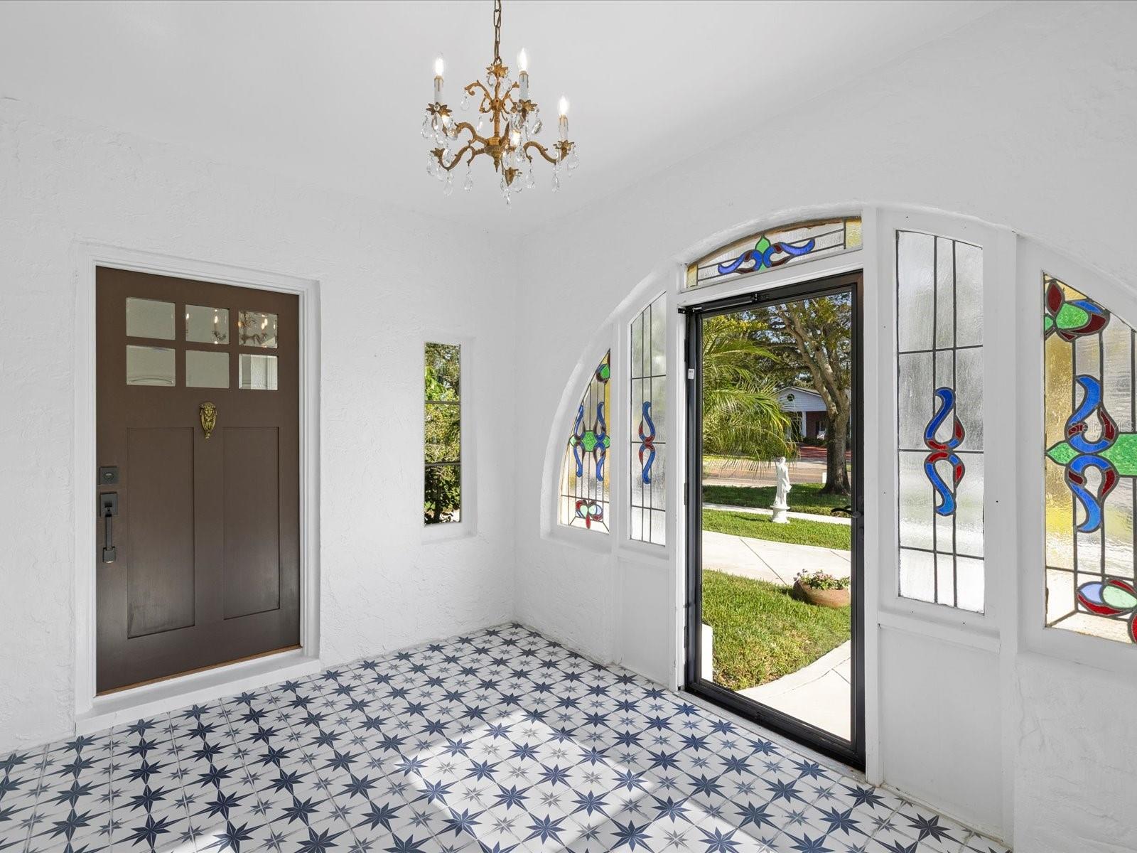 721 SNELL ISLE BLVD NE, ST PETERSBURG, FL, 33704