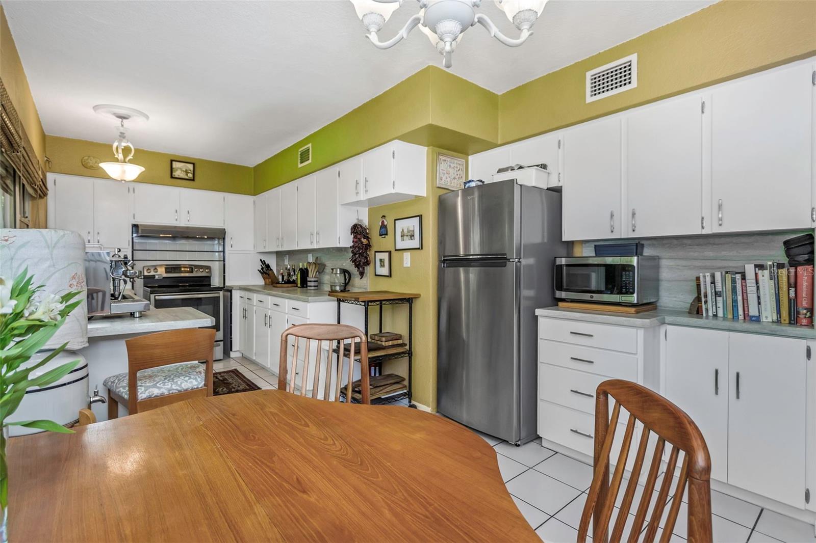 109 PONCE DE LEON BLVD, BELLEAIR, FL, 33756