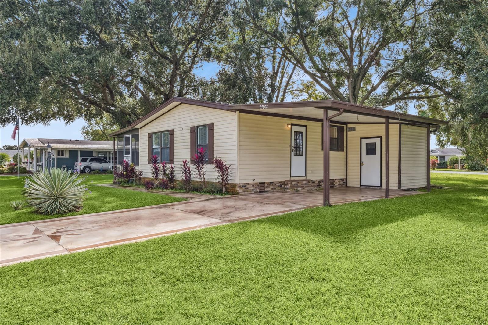 24802 PINE HL, LEESBURG, FL, 34748