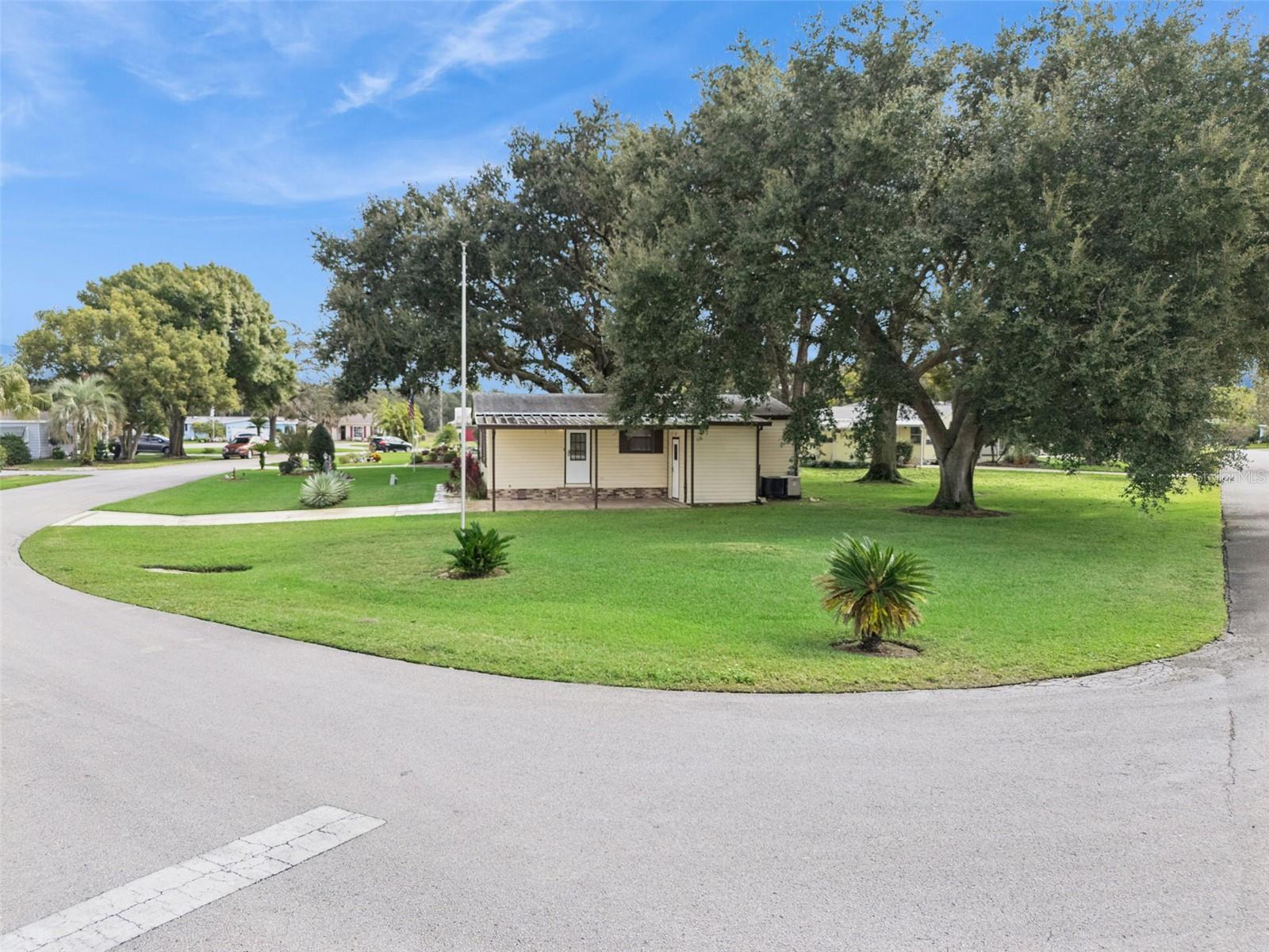 24802 PINE HL, LEESBURG, FL, 34748