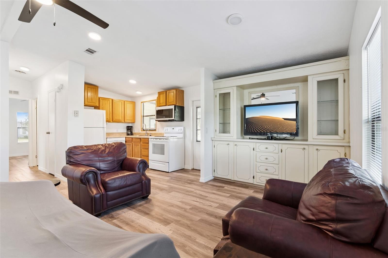 24802 PINE HL, LEESBURG, FL, 34748