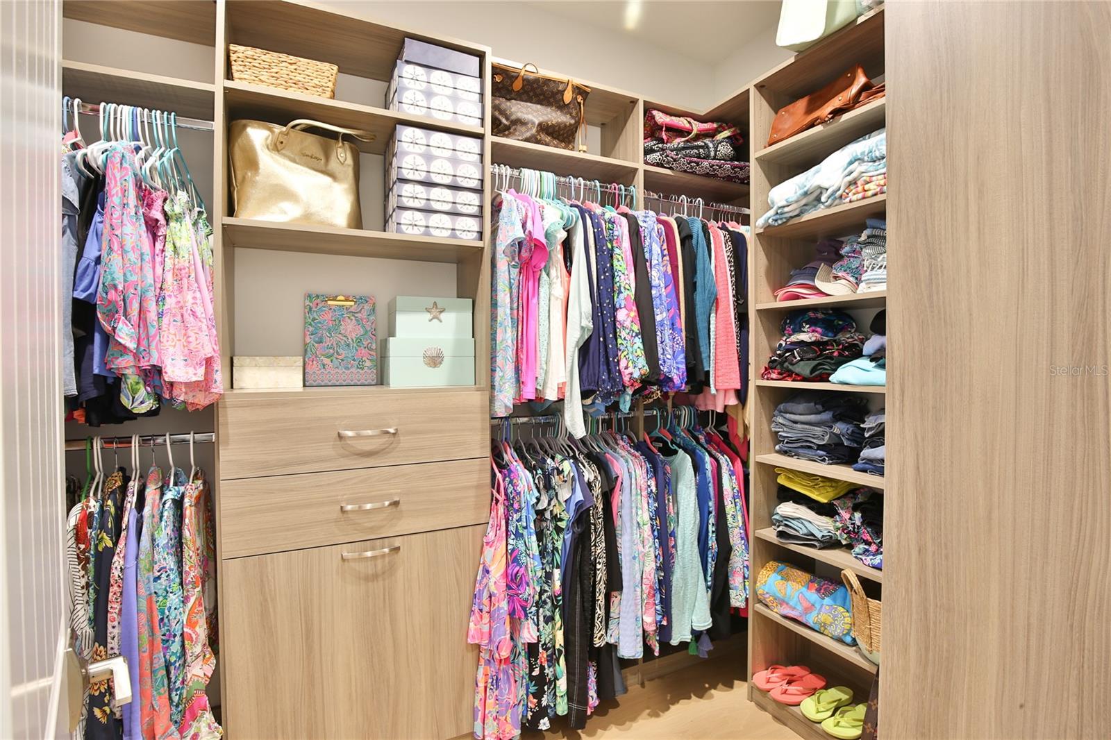 A4668568 Property Photo