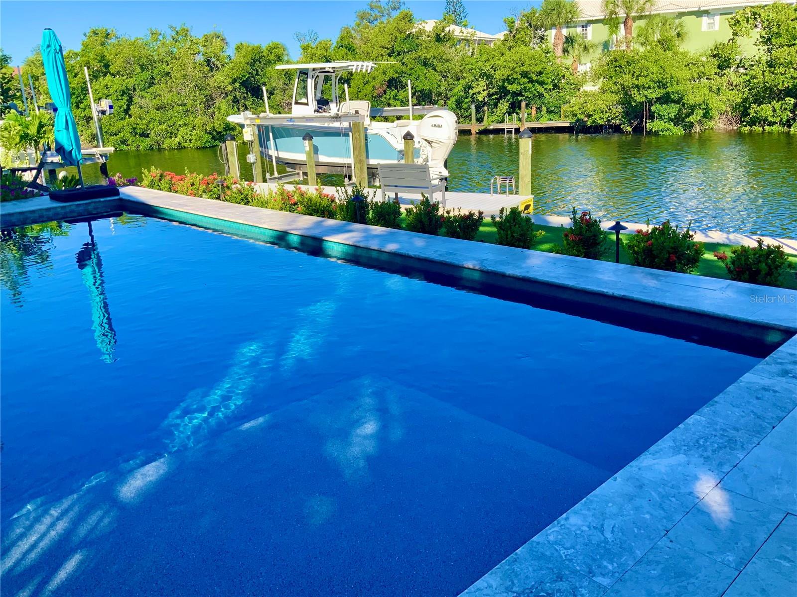 A4668568 Property Photo