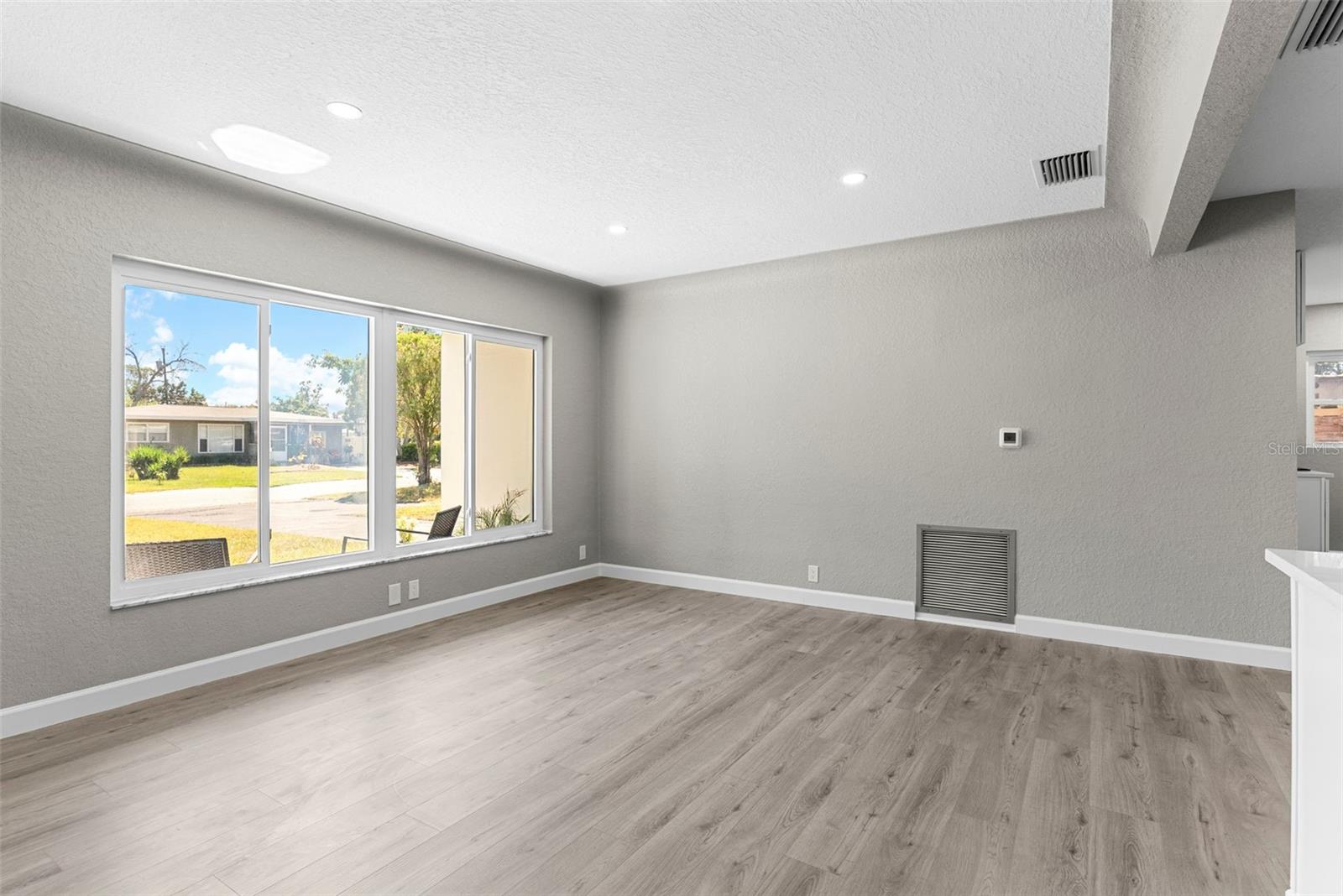 801 63RD AVE S, ST PETERSBURG, FL, 33705