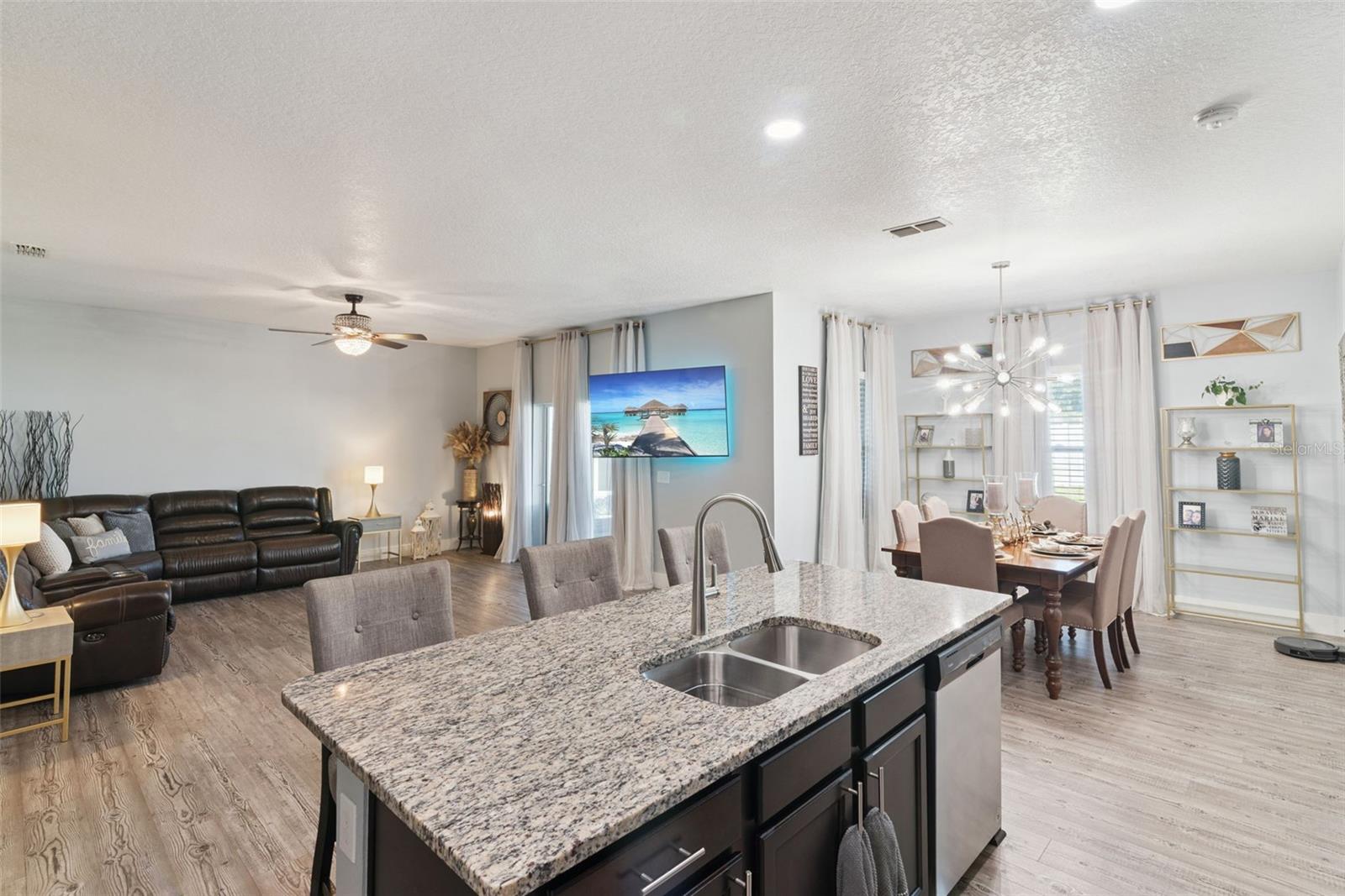 16508 CHERRY LANDING DR, GROVELAND, FL, 34736