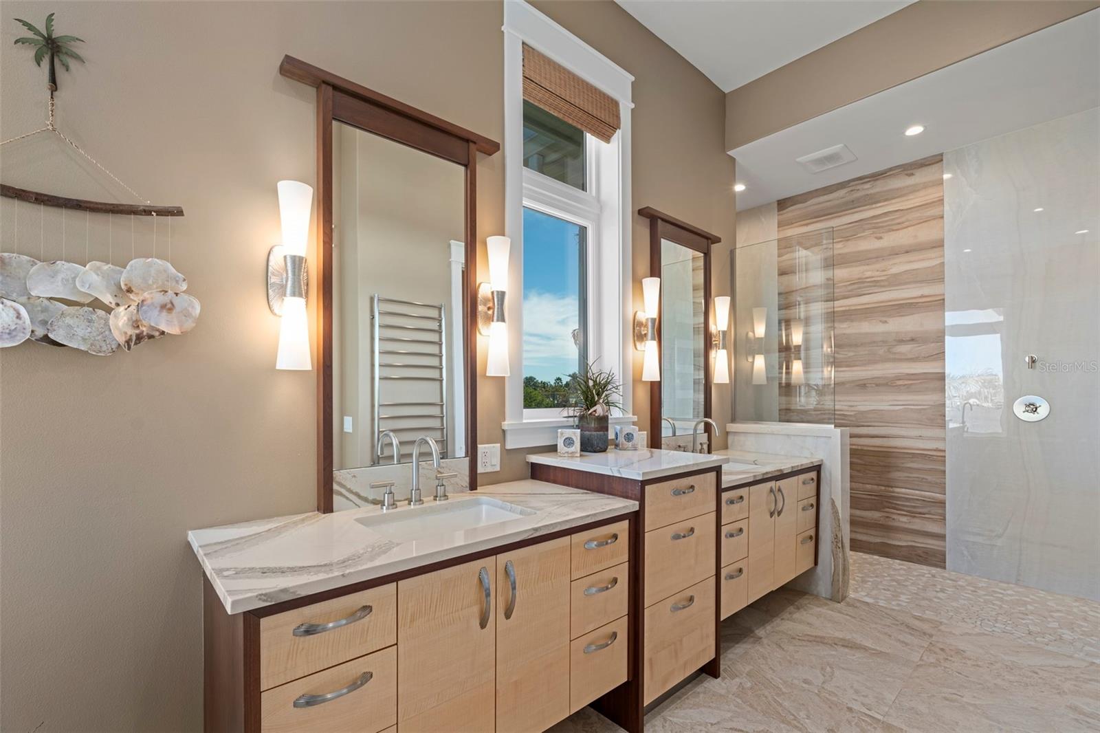 A4668575 Property Photo