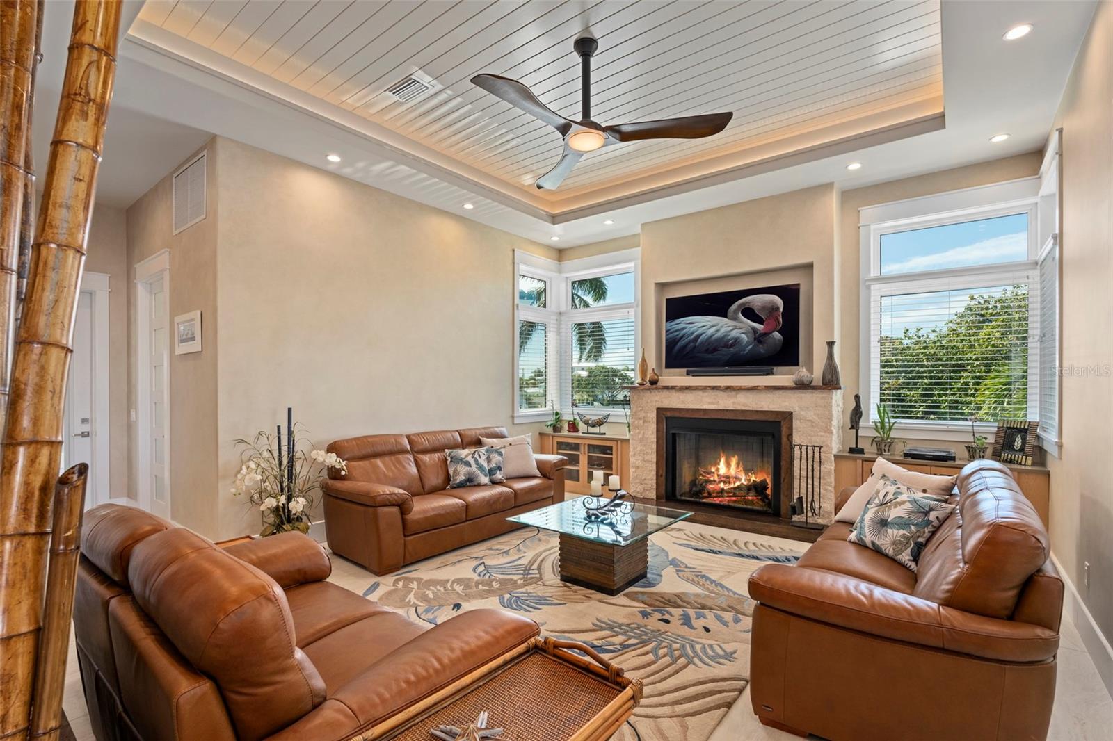 A4668575 Property Photo