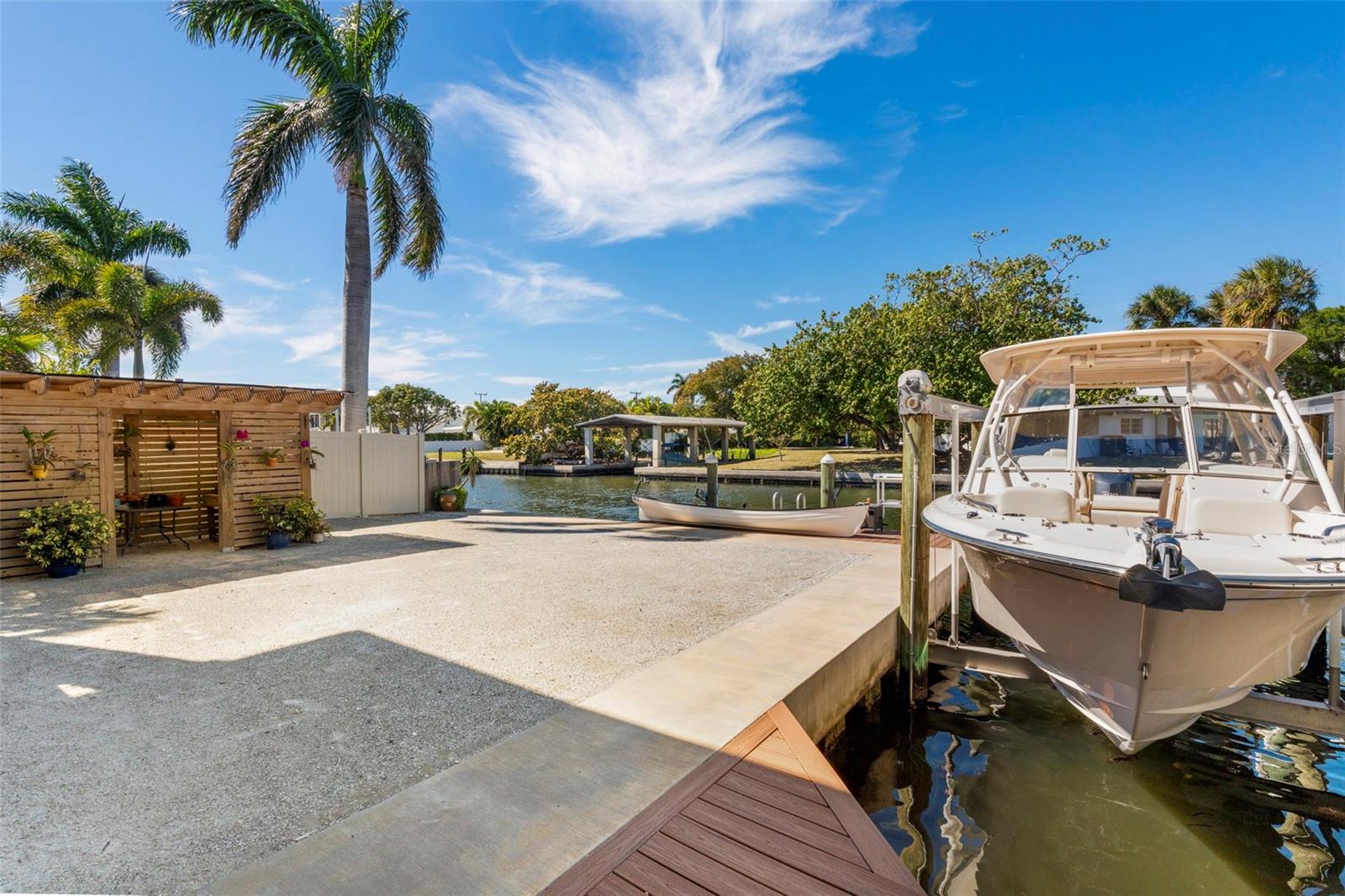 A4668575 Property Photo